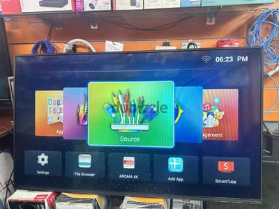 Smart tv 65 inch with rimot