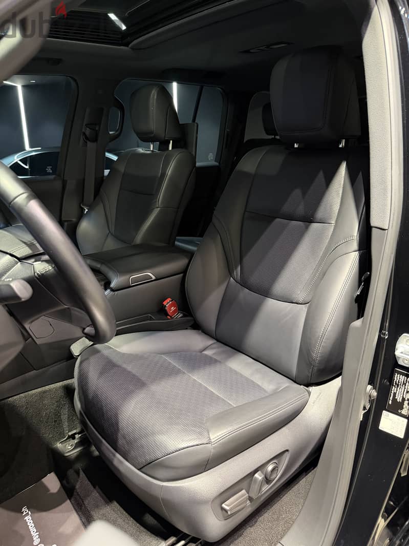 Toyota Land Cruiser 2024 4