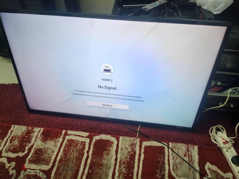 samsung smart tv. 50 inch with. wallt. breaket 7