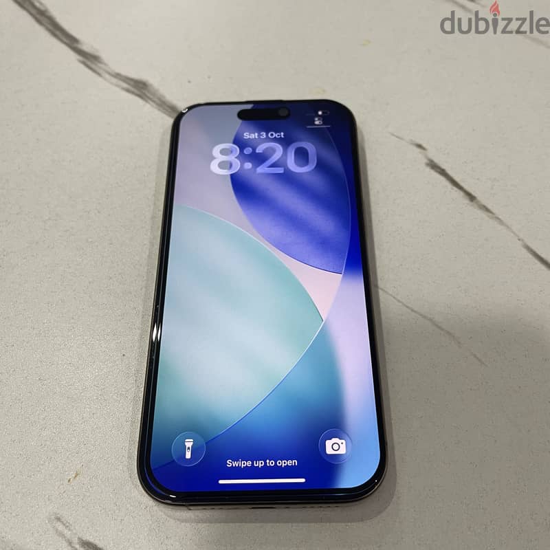 آبل - آيفون 16 برو 1