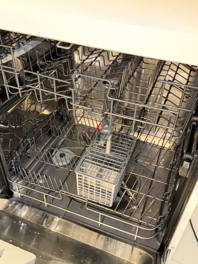 Dishwasher 1