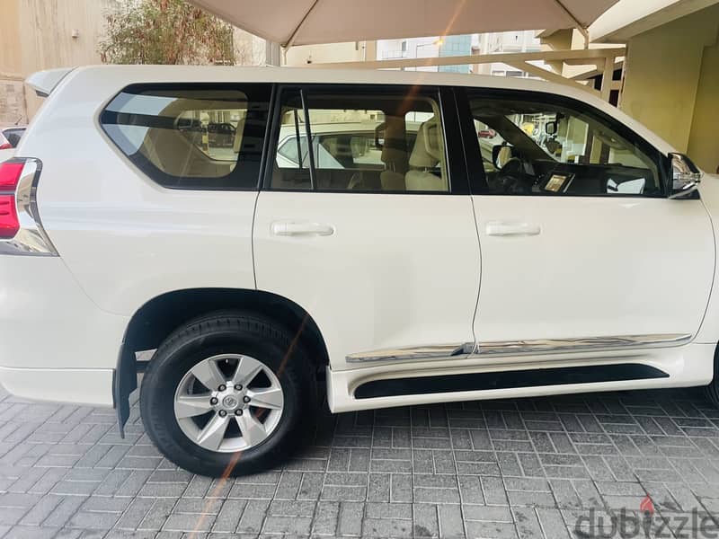 Toyota Prado 2019 model . 4