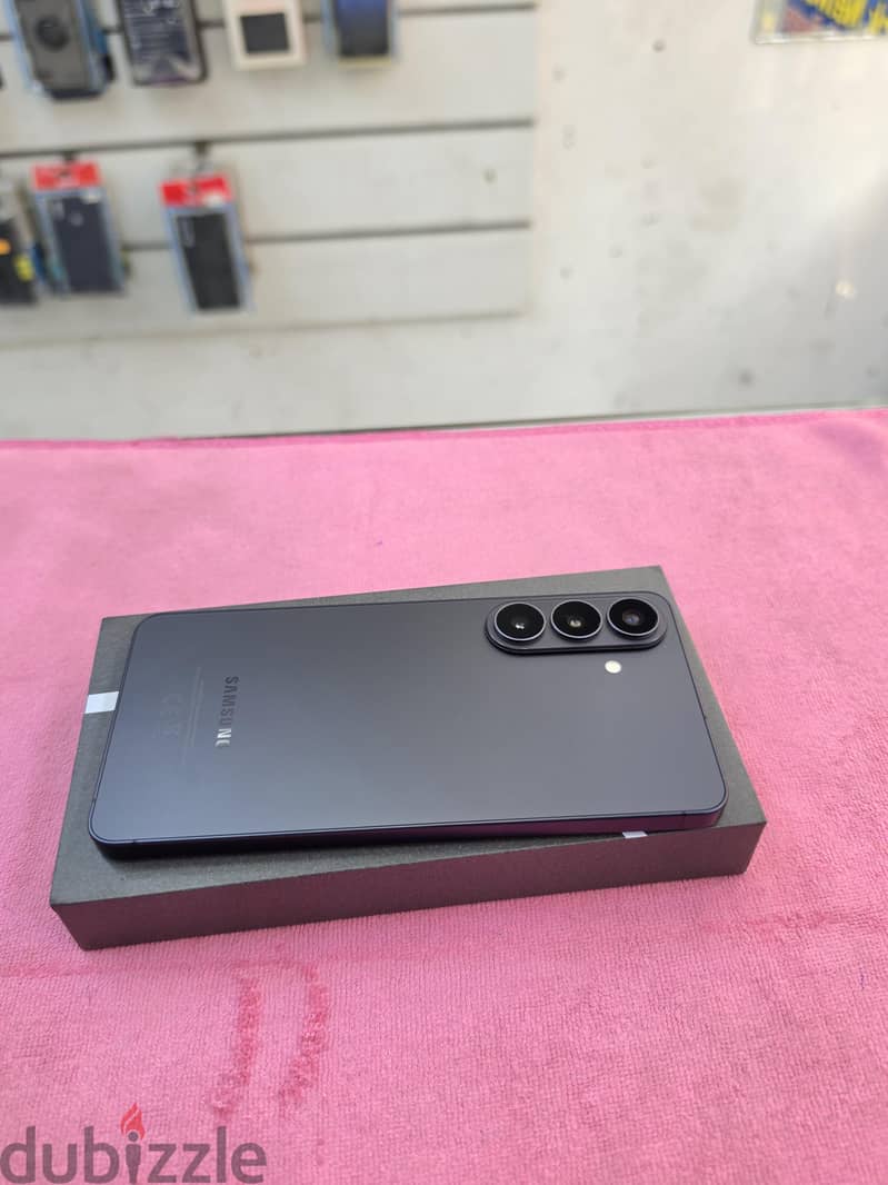 Samsung  S26 Plus 256GB 12GB RAM 2