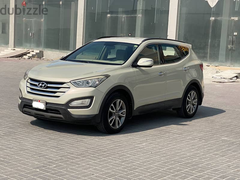 Hyundai Santa Fe 2014 Beige 1