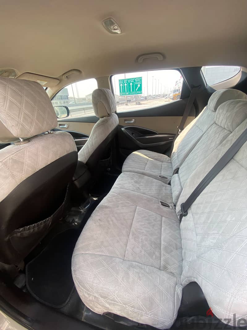 Hyundai Santa Fe 2014 Beige 5