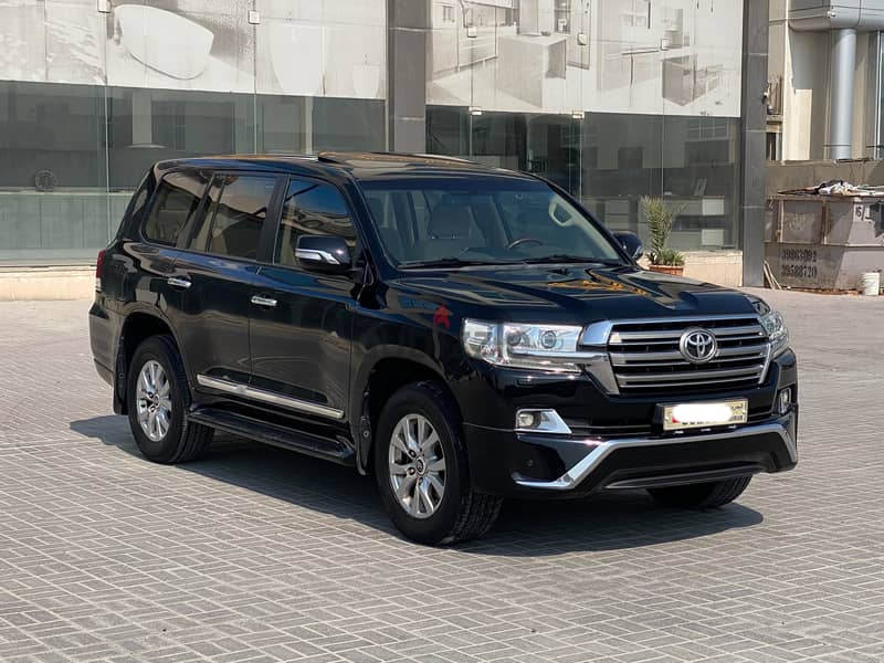 Toyota Land Cruiser GXR 2018 BlacK