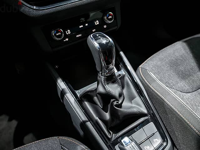 Skoda Kamiq 2023 Stye 1.6L 9