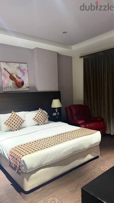 250 FULLY FURNISHED LUXERY FLAT IN JUFFER AVAILABLE 1 BED ROOM AND 2