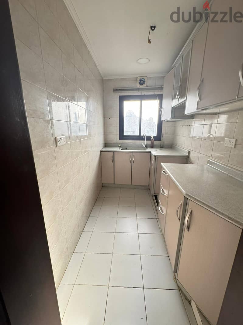  BED SPACE AVAILABLE – Hoora 1