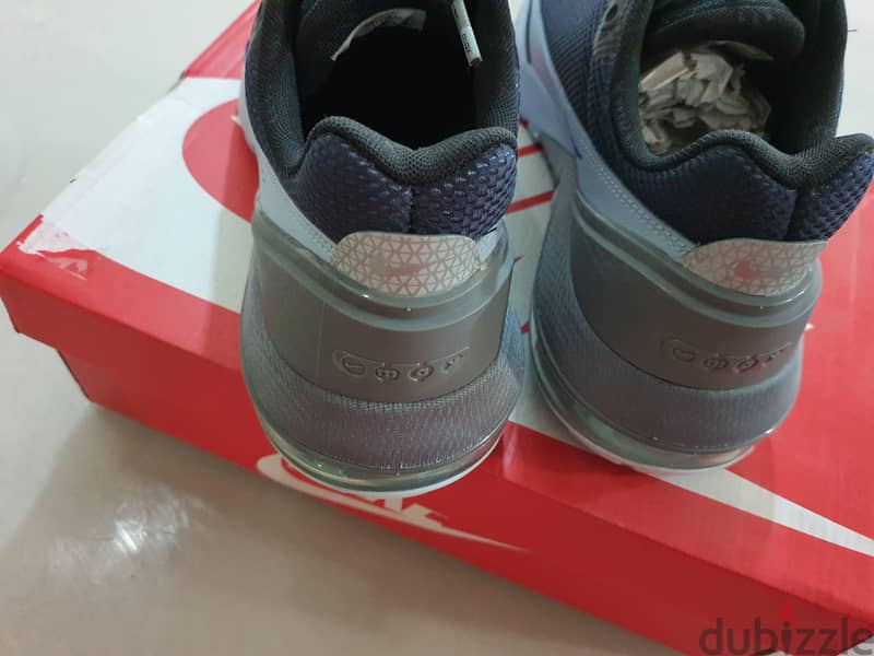 Nike air max pulse 3
