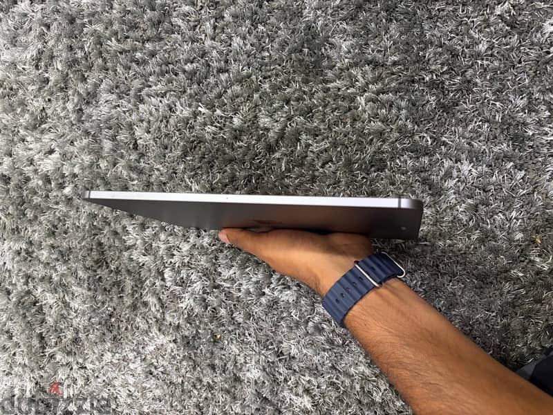 iPad Pro 11-inch – 64GB Wi-Fi + Cellular 1