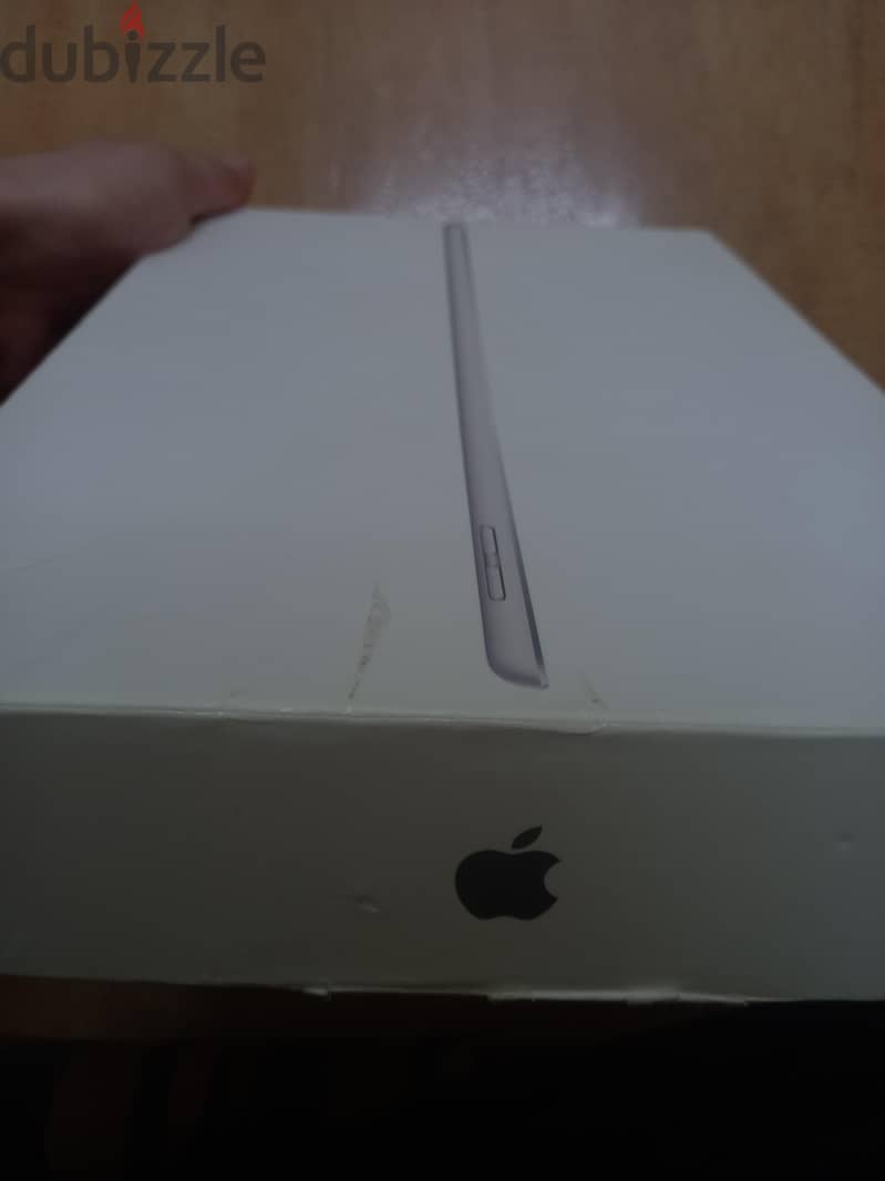 ipad 9 gen 64 gb for sale excellent condition no defect 3