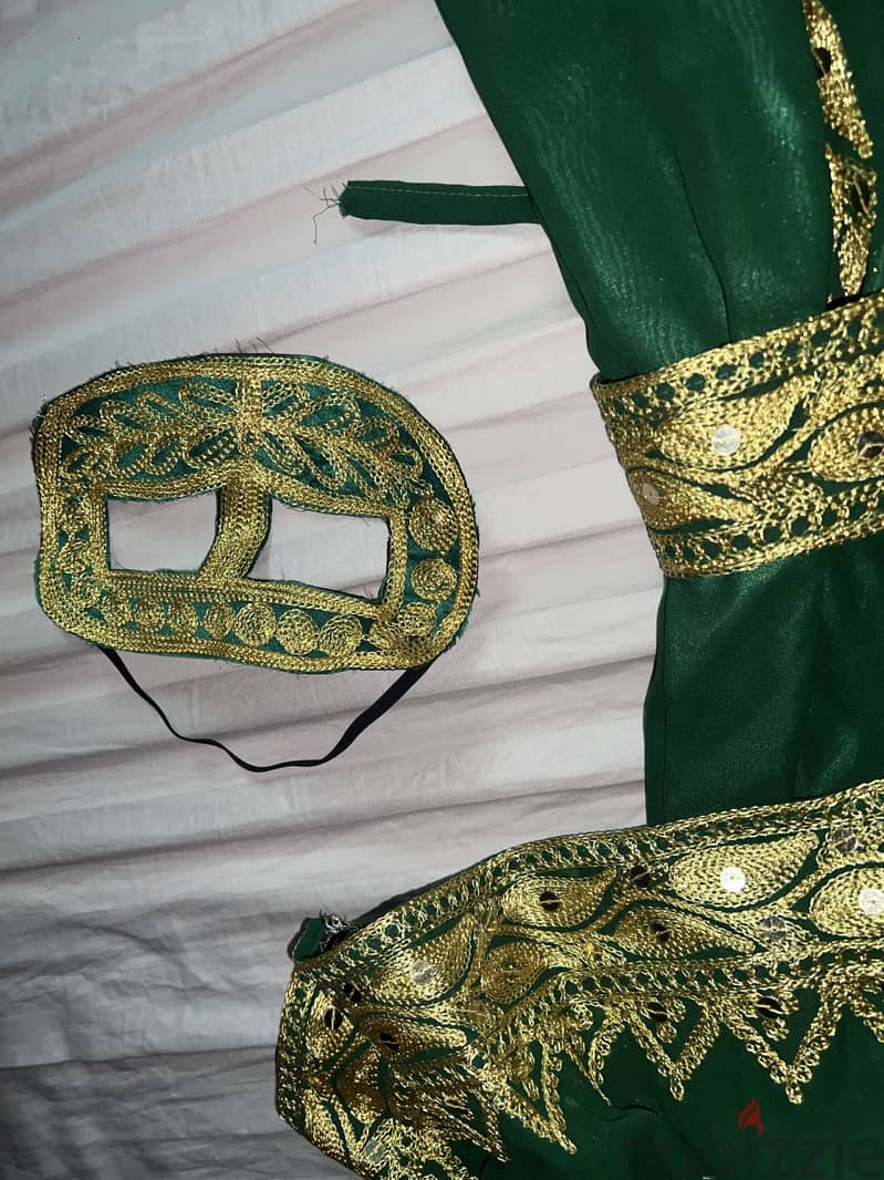 Arabic green & gold tailored Detailed party dress 6