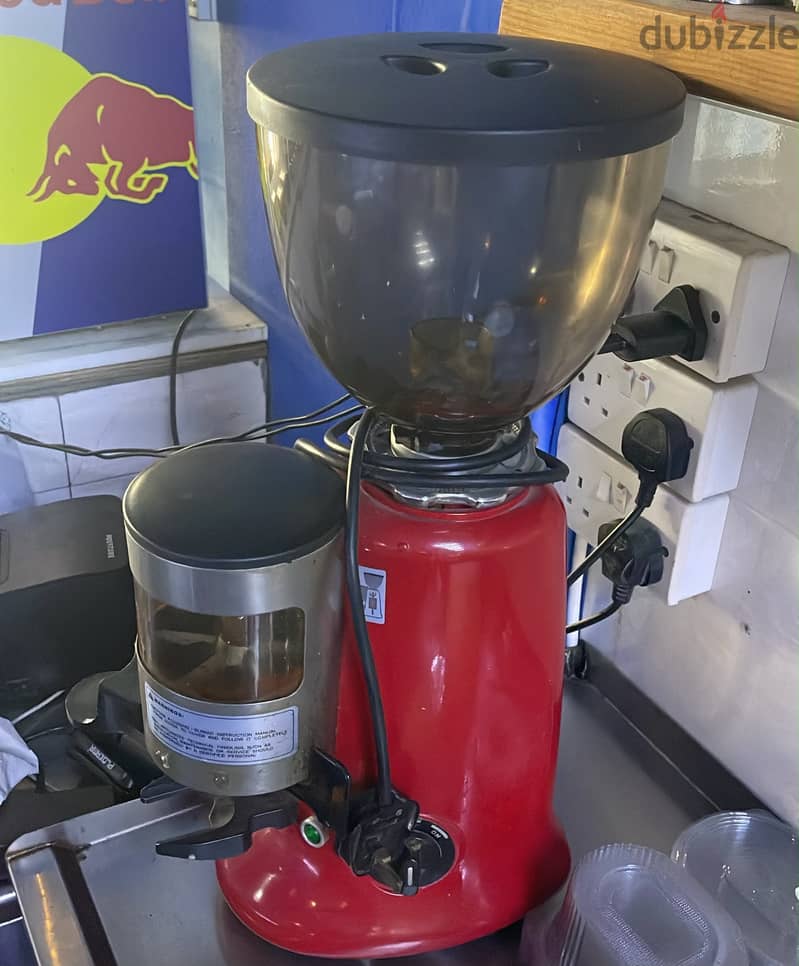 Coffee  machine and coffee grinder 2