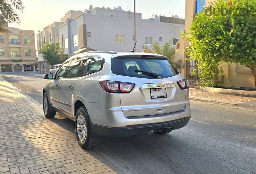 Chevrolet Traverse 2017 very good condition car 6