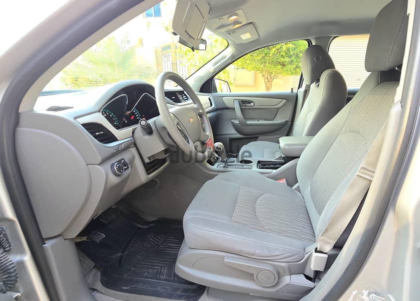 Chevrolet Traverse 2017 very good condition car 9