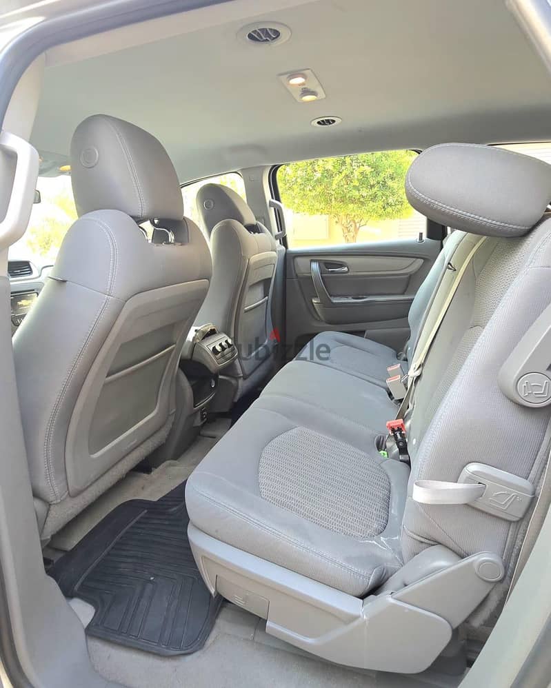 Chevrolet Traverse 2017 very good condition car 10