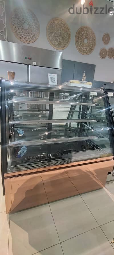 ثلاجات عرض display refrigerators