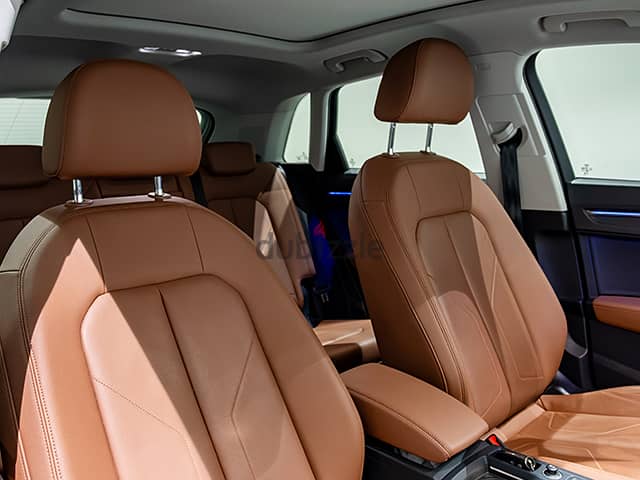 Audi Q3 2024 35TFSI 150HP 10