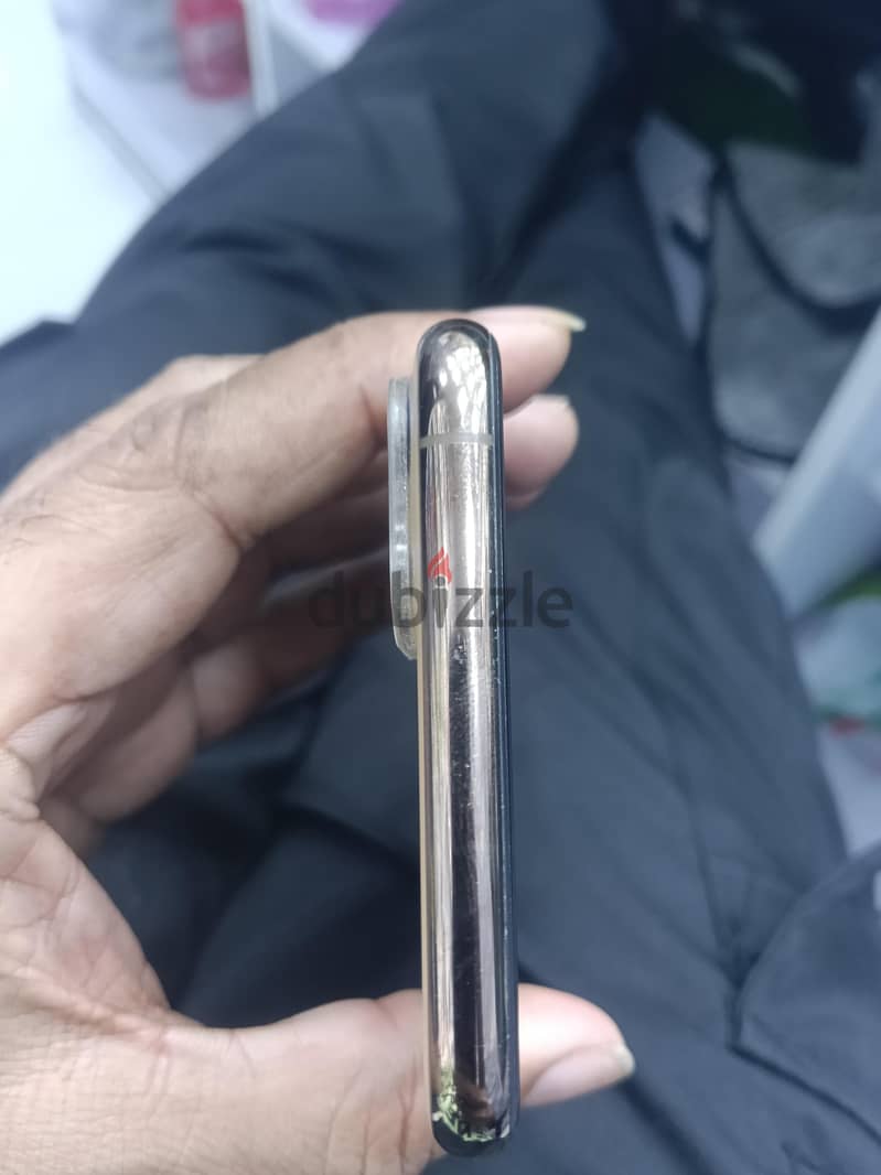 Apple - iPhone 11 Pro Max 3