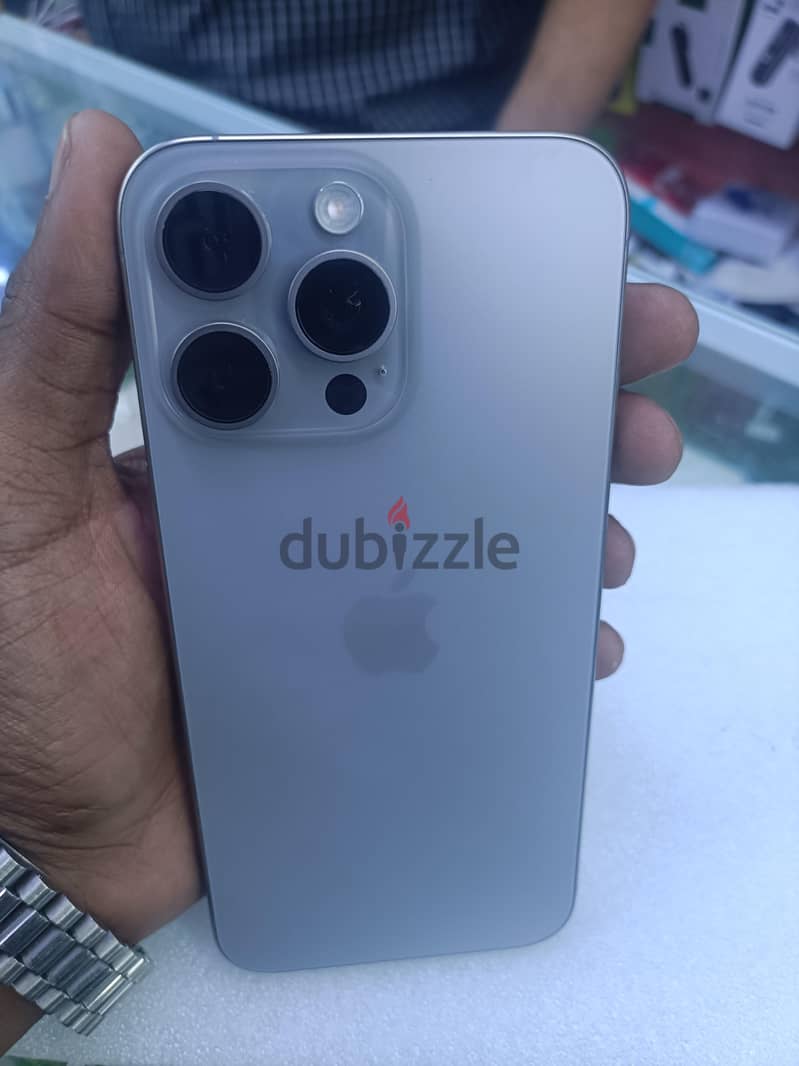 Apple - iPhone 15 Pro Max 256gb 1