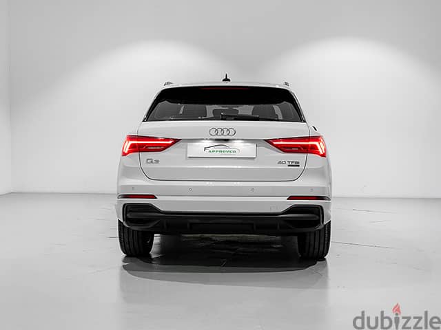 Audi Q3 2022 S Line 40TFSI 180HP 2