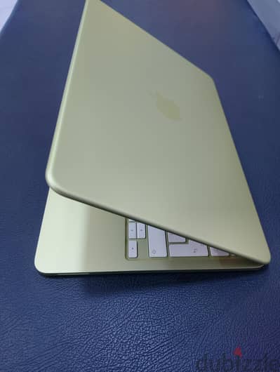 MacBook Neo 512