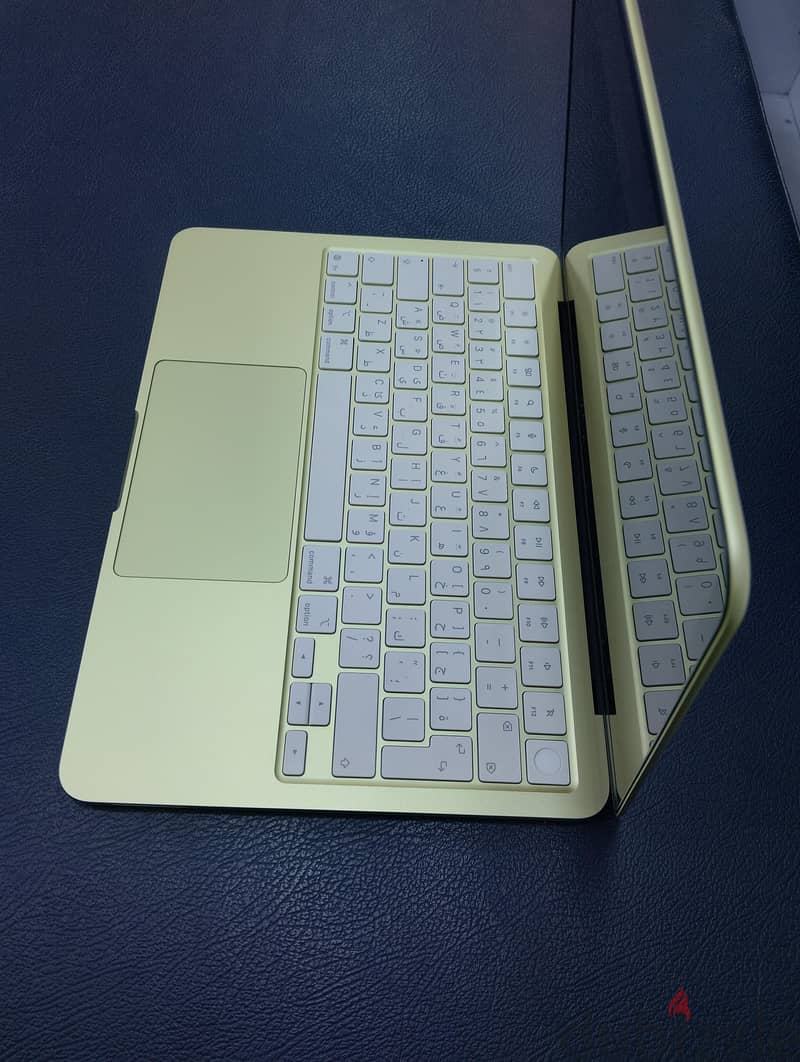 MacBook Neo 512 1