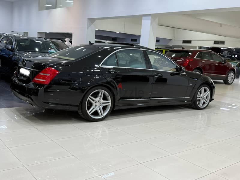 Mercedes-Benz S-500 / 2012 Black 6