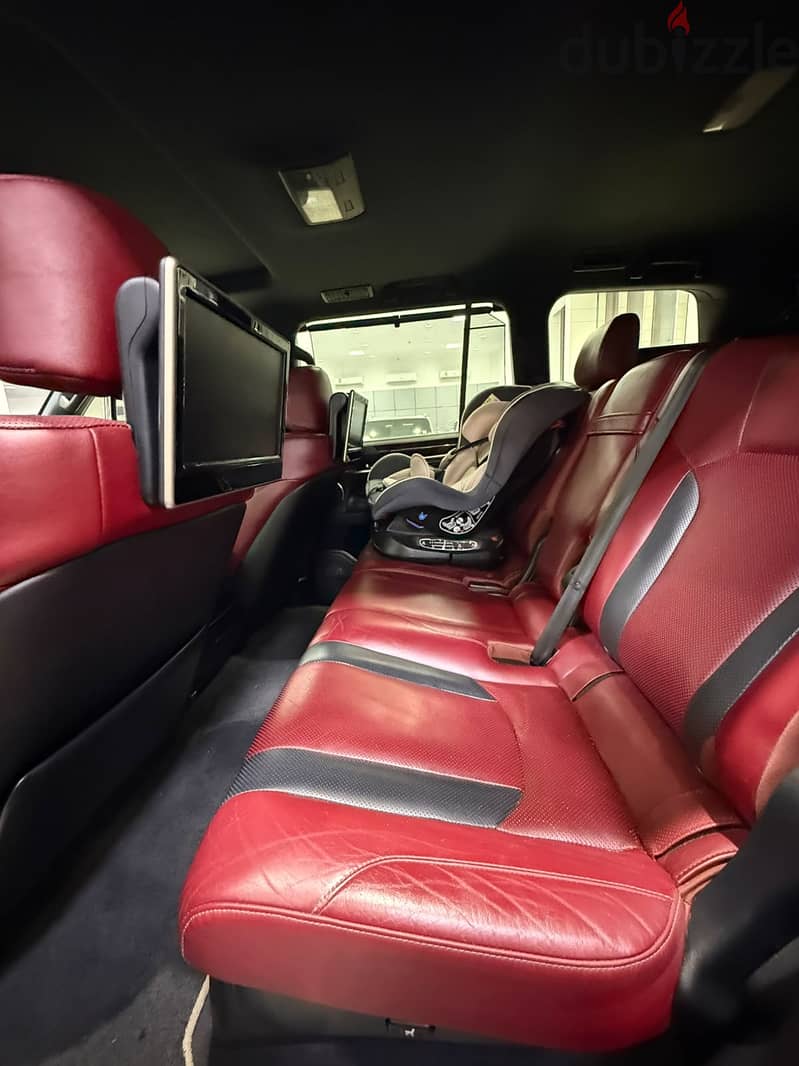 Lexus LX 570 S 2018 Black 5