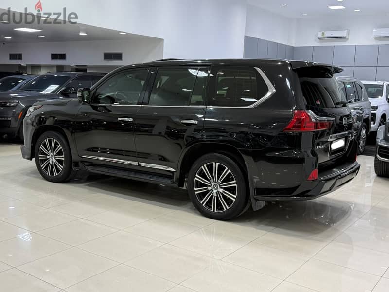 Lexus LX 570 S 2018 Black 6