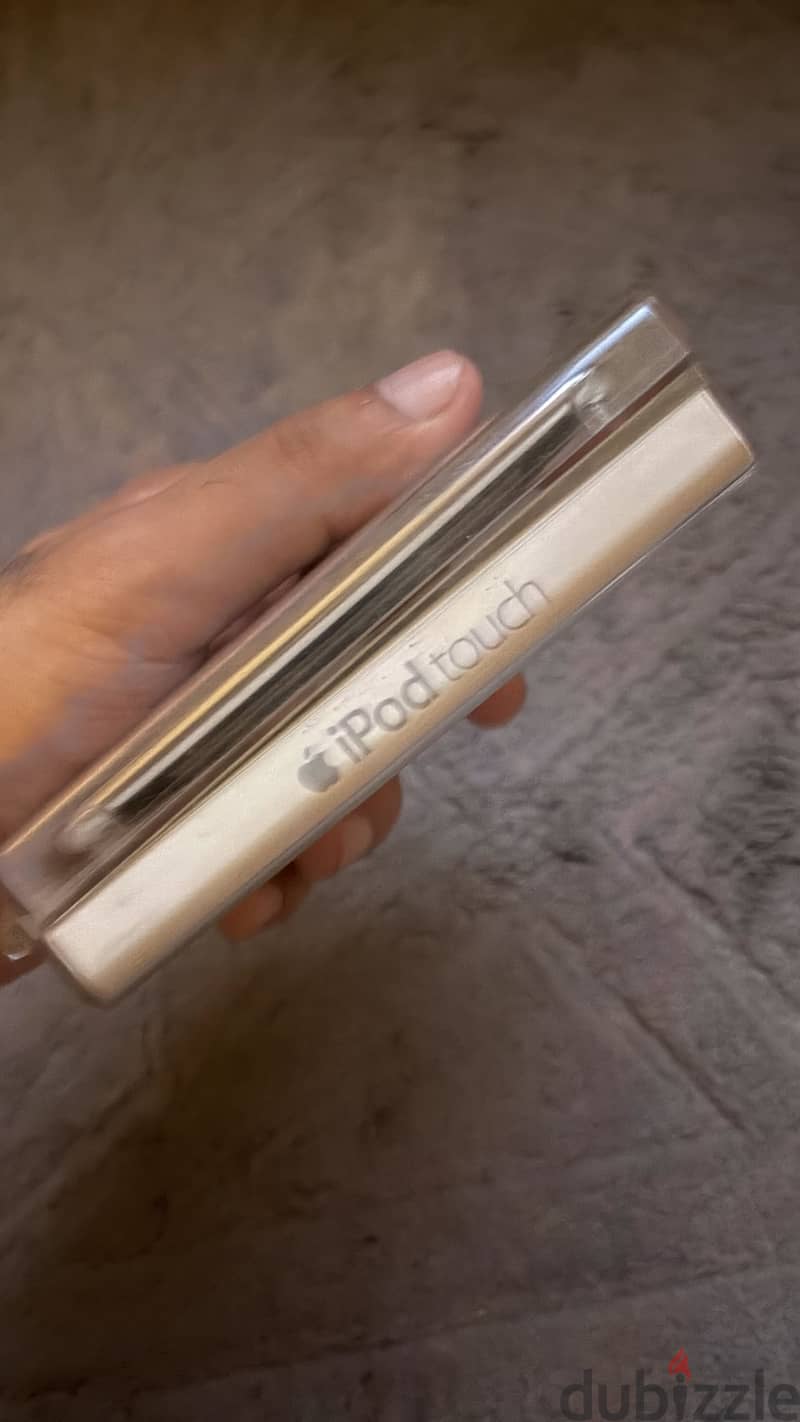 Apple iPod touch 4 2