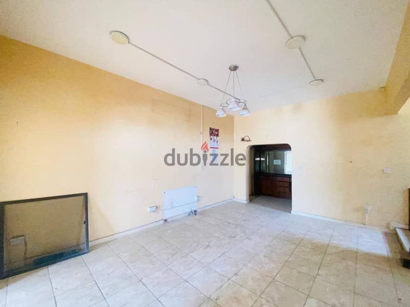 Residence Villa for Rent in Saar – 7 Rooms, Private Garden, BD 700 4