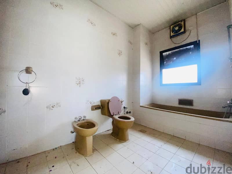 Residence Villa for Rent in Saar – 7 Rooms, Private Garden, BD 700 5