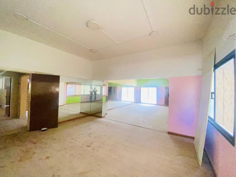Residence Villa for Rent in Saar – 7 Rooms, Private Garden, BD 700 8