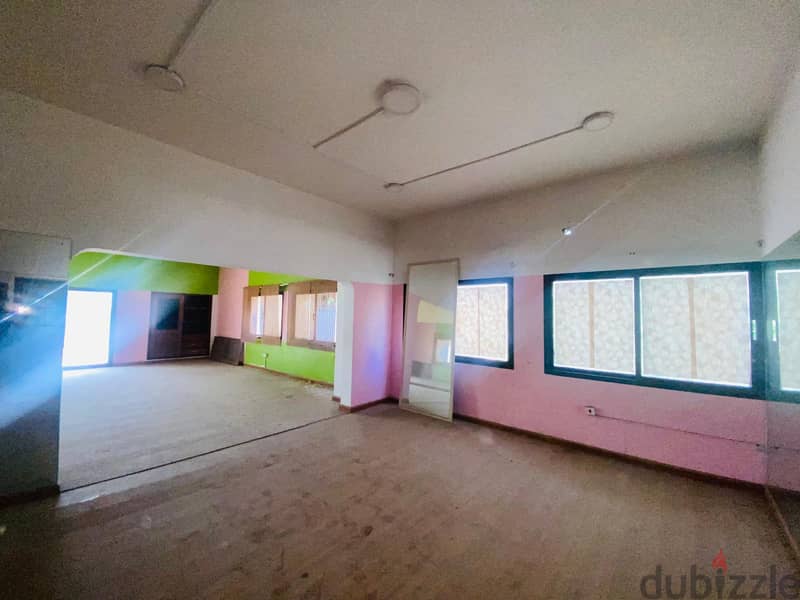 Residence Villa for Rent in Saar – 7 Rooms, Private Garden, BD 700 11
