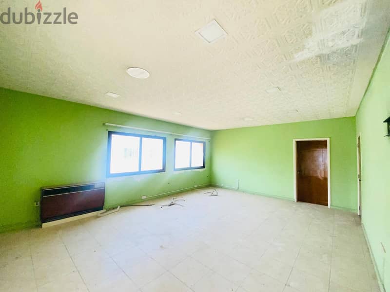Residence Villa for Rent in Saar – 7 Rooms, Private Garden, BD 700 12