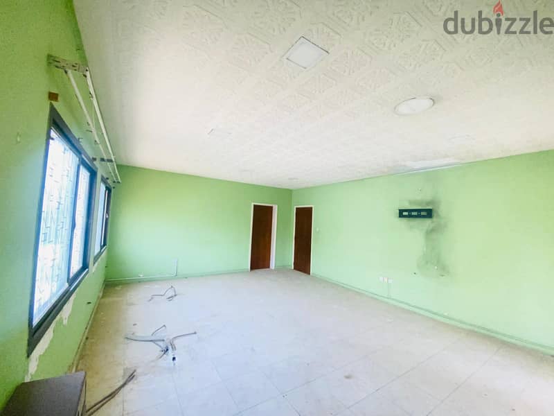 Residence Villa for Rent in Saar – 7 Rooms, Private Garden, BD 700 13