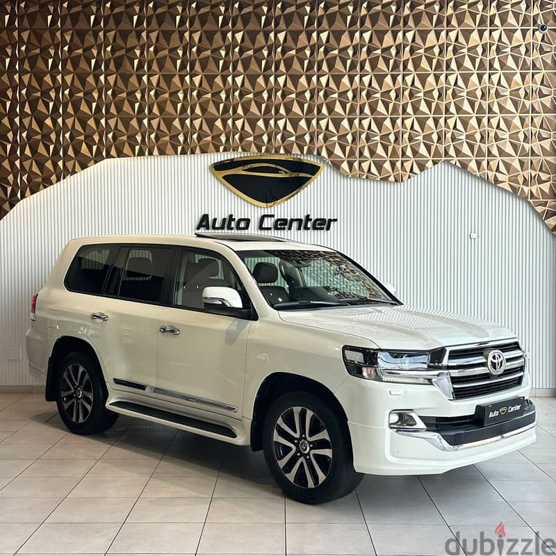 Toyota Land Cruiser GXR GRAND TOURING V8 2019 WHITE 1
