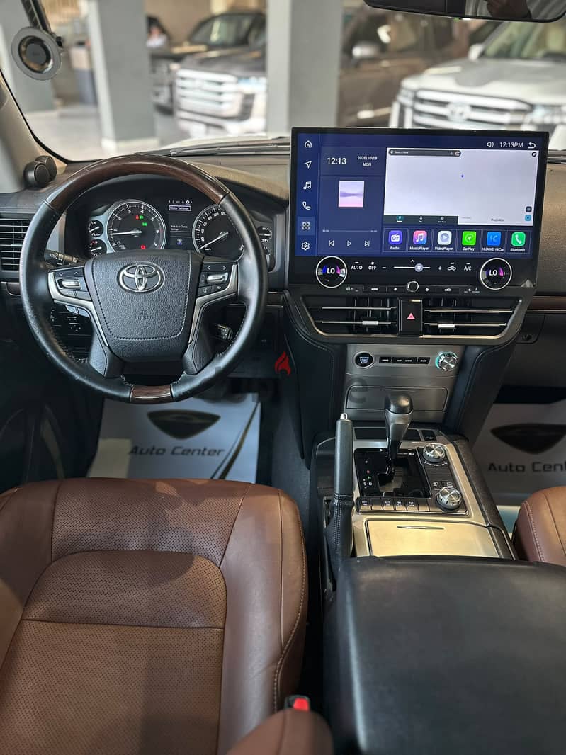 Toyota Land Cruiser GXR GRAND TOURING V8 2019 WHITE 6