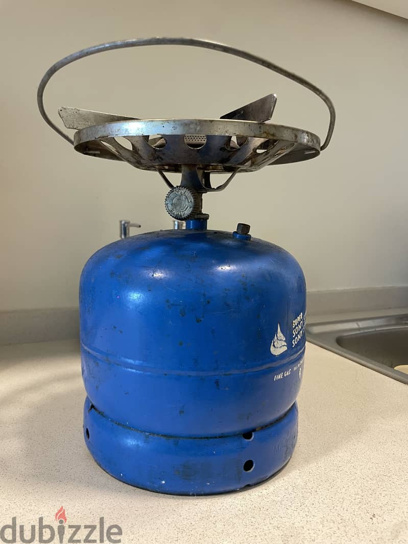 Small gas cylinder 1