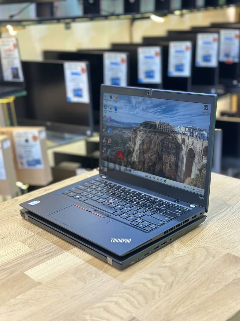 Lenovo Thinkpad T490s Core i5-8th Generation Touch Screen 3