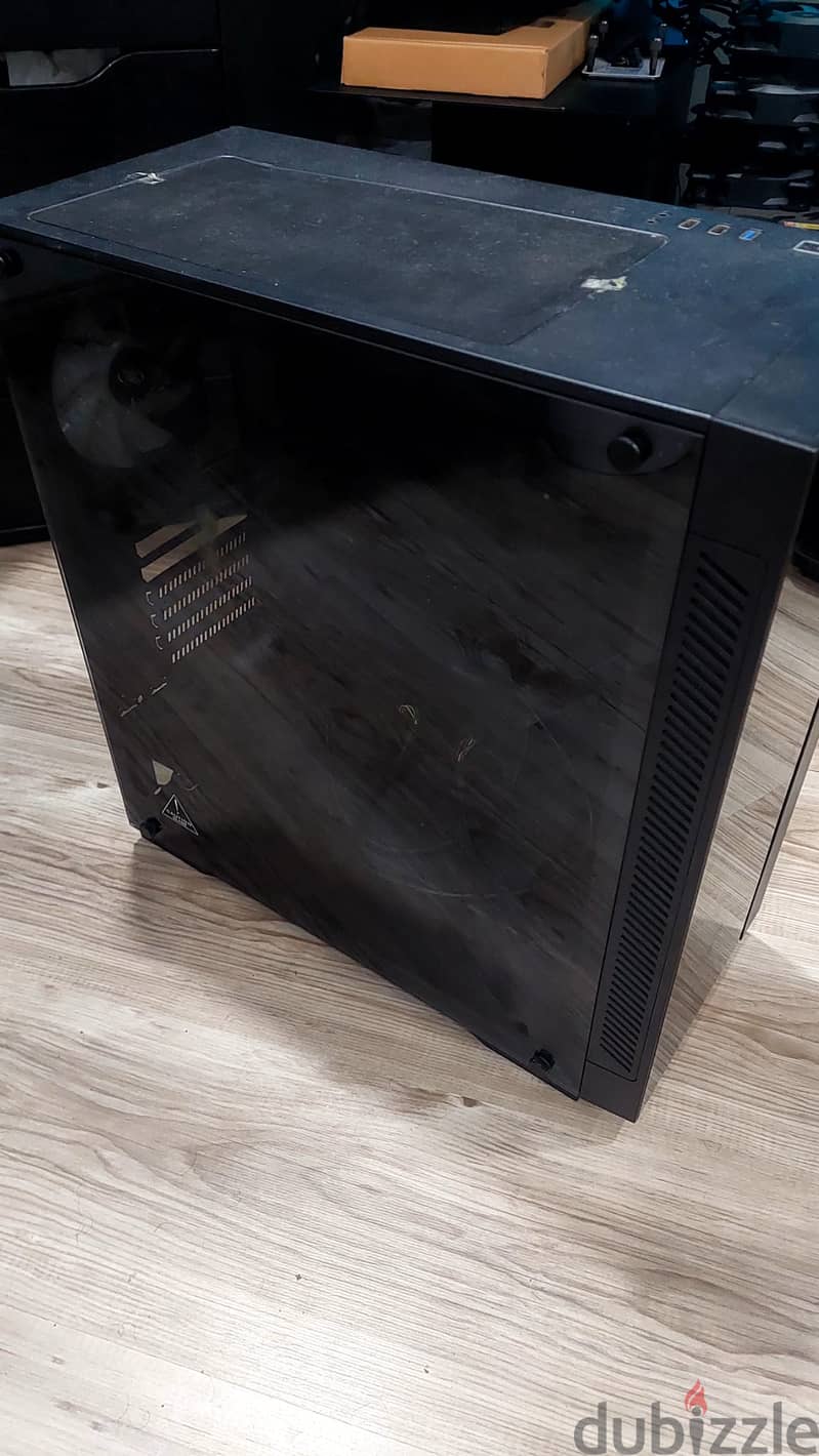 DeepCool Tempered Glass PC Case + 4 Fans + 3 Extra DeepCool LED Fans 1