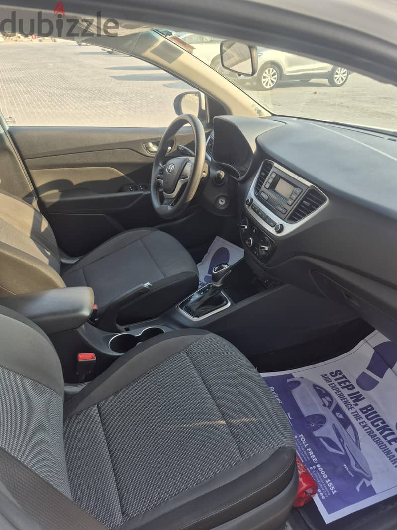 Hyundai Accent 2021 4