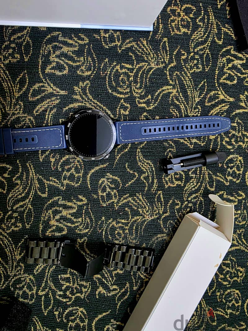Telux Neo Smartwatch (1.43" AMOLED) + Extra Metal Strap 3
