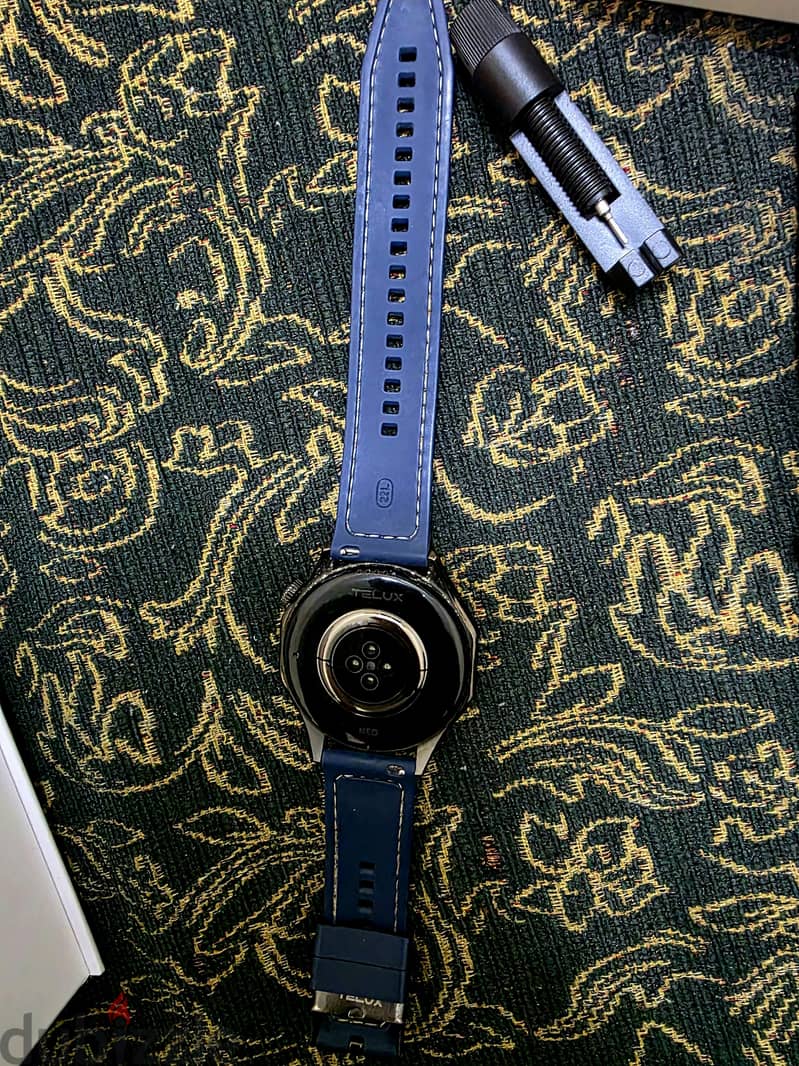 Telux Neo Smartwatch (1.43" AMOLED) + Extra Metal Strap 5