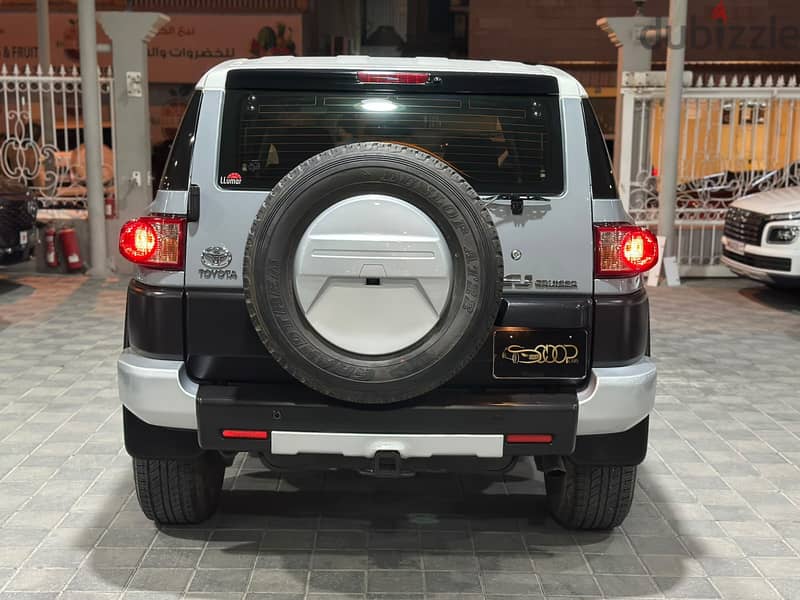 FJ Cruiser 5