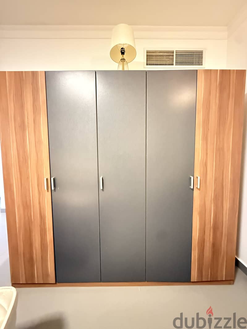 Cabinet,cupboard 1