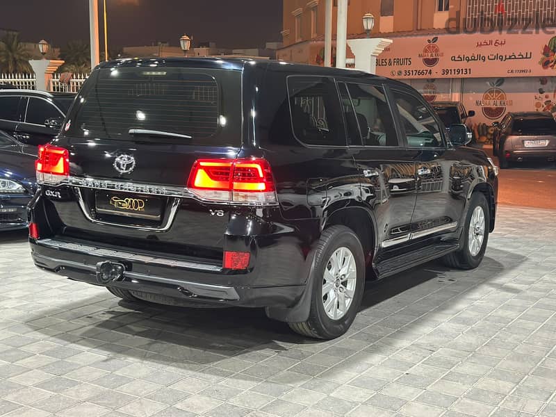 Land Cruiser GXR 5