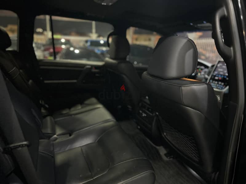Land Cruiser GXR 6